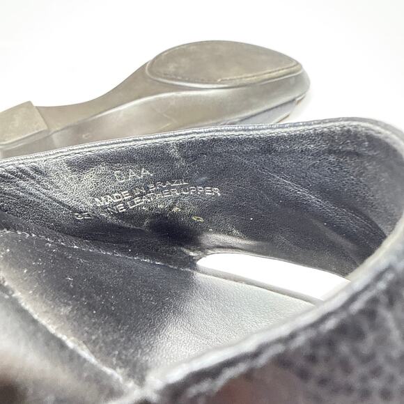 Talbots Open-Toe Wedge 2" Heels Size 8AA Black Textured Leather Slip-on Sandal - Picture 8 of 8